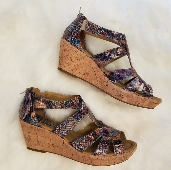 Softspots Shoes - NWOT Multicolored Cork-wrapped Wedges